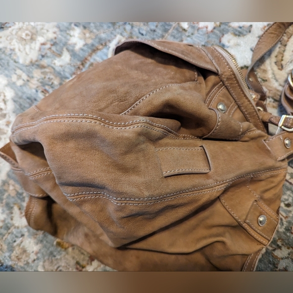 Hugo Boss bag - Picture 7 of 14